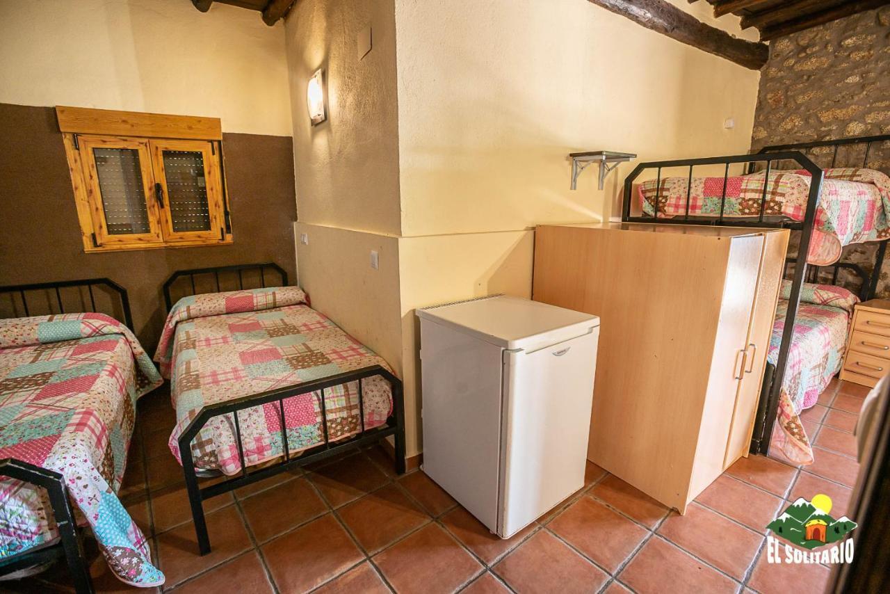 Albergue El Solitario Баньос де Монтемайор Екстериор снимка